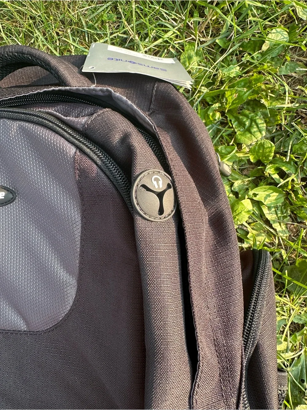 Samsonite Black and Dark Gray Rolling Men's Backpack